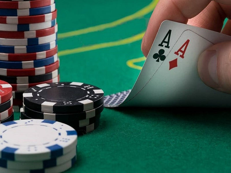game bai poker 2 Hãy nhớ đánh theo vòng với những luật cơ bản nhất