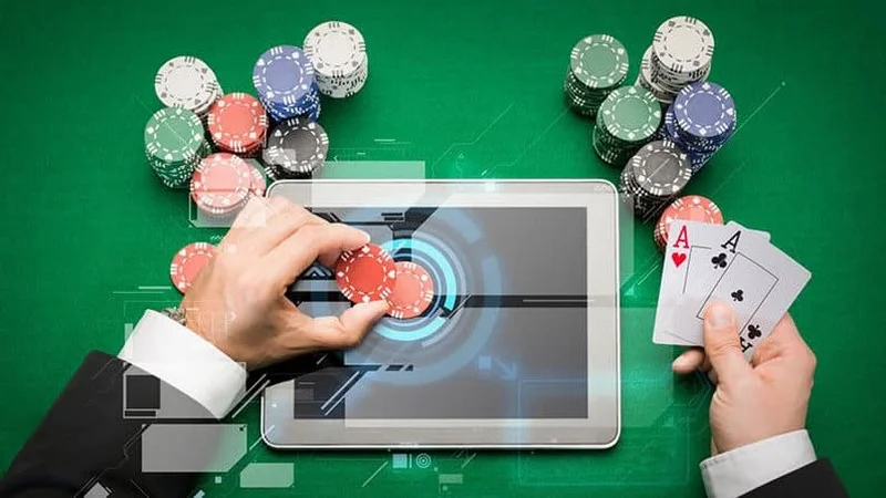 game bai rut tien uy tin 3 Ưu đãi không thể bỏ lỡ khi chơi Game bài ăn tiền tại Fun88